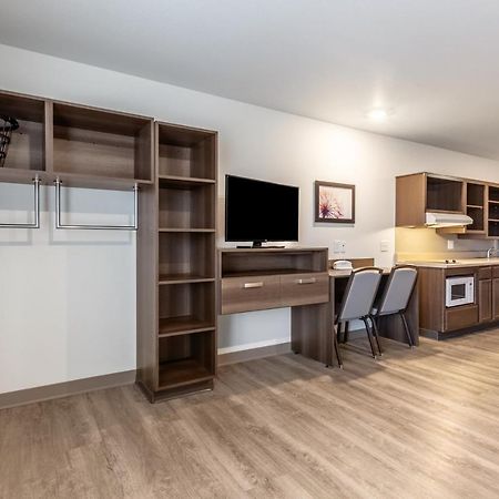 Woodspring Suites Bakersfield East מראה חיצוני תמונה