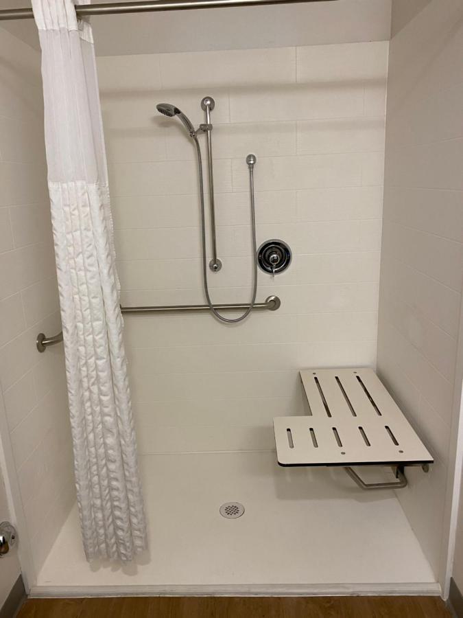 Woodspring Suites Bakersfield East מראה חיצוני תמונה