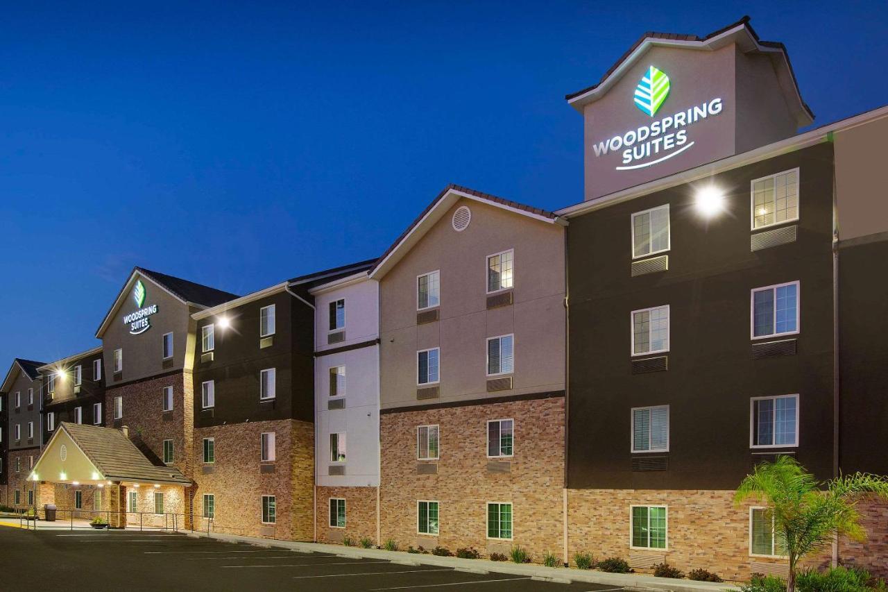 Woodspring Suites Bakersfield East מראה חיצוני תמונה