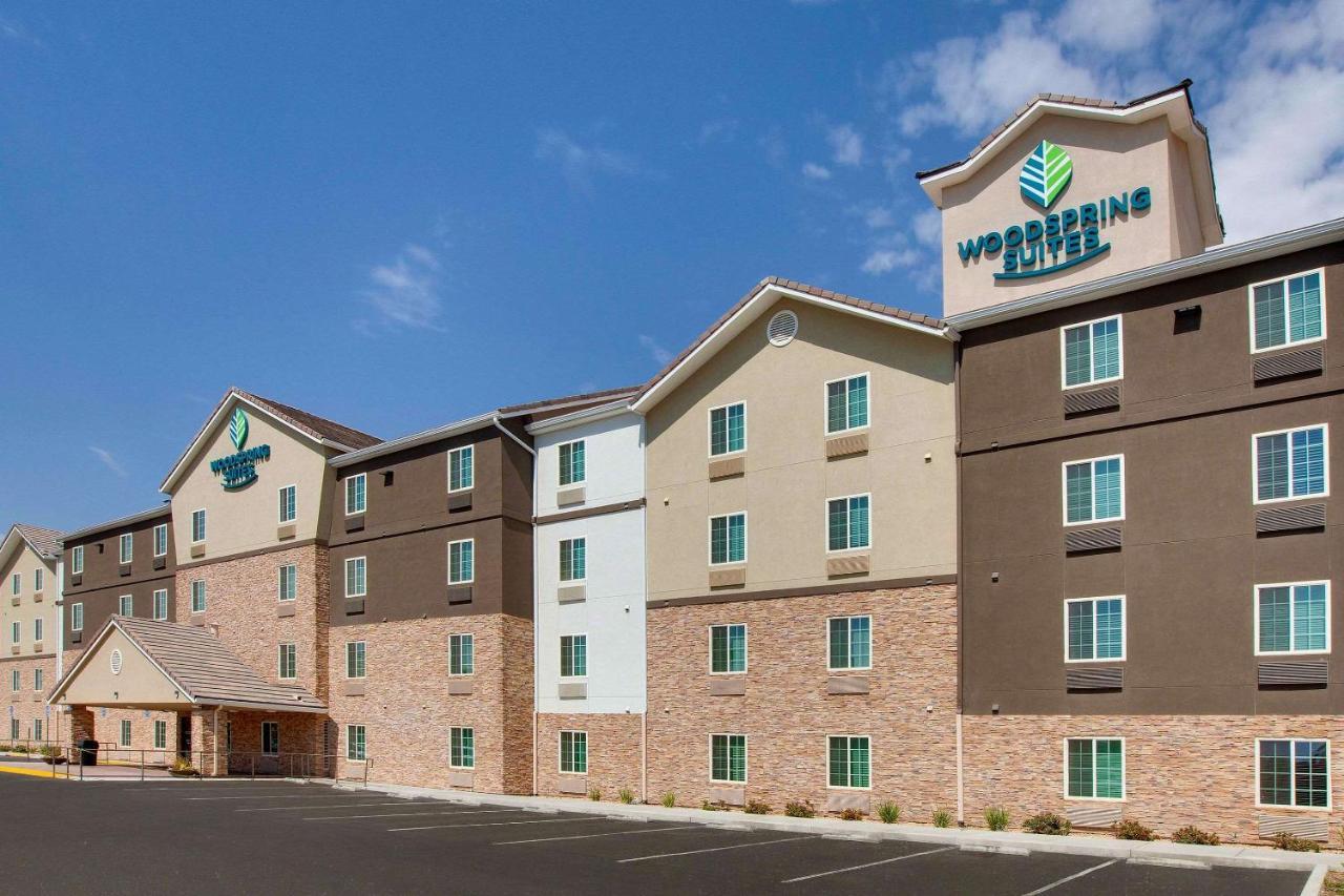 Woodspring Suites Bakersfield East מראה חיצוני תמונה
