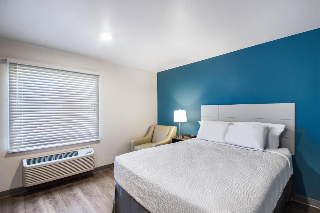 Woodspring Suites Bakersfield East מראה חיצוני תמונה