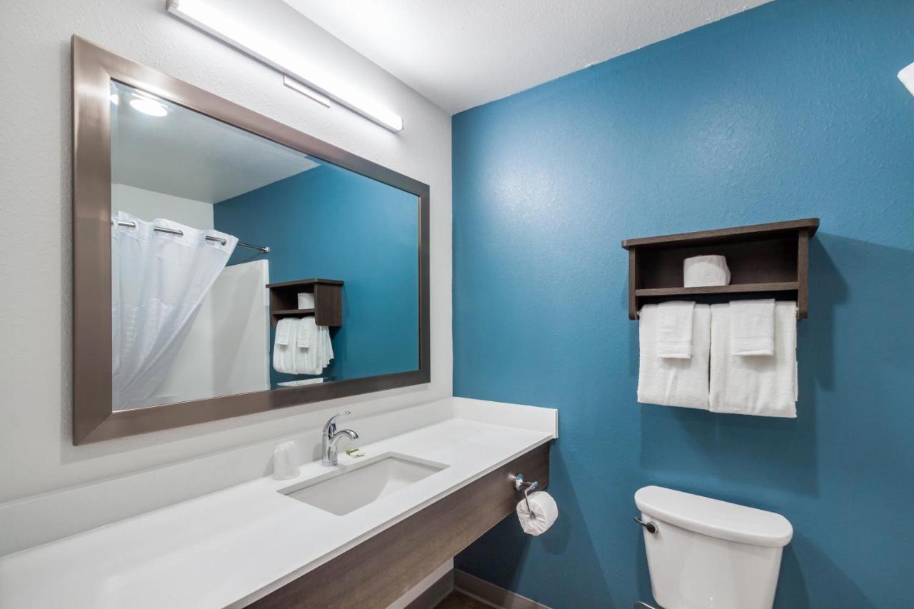 Woodspring Suites Bakersfield East מראה חיצוני תמונה