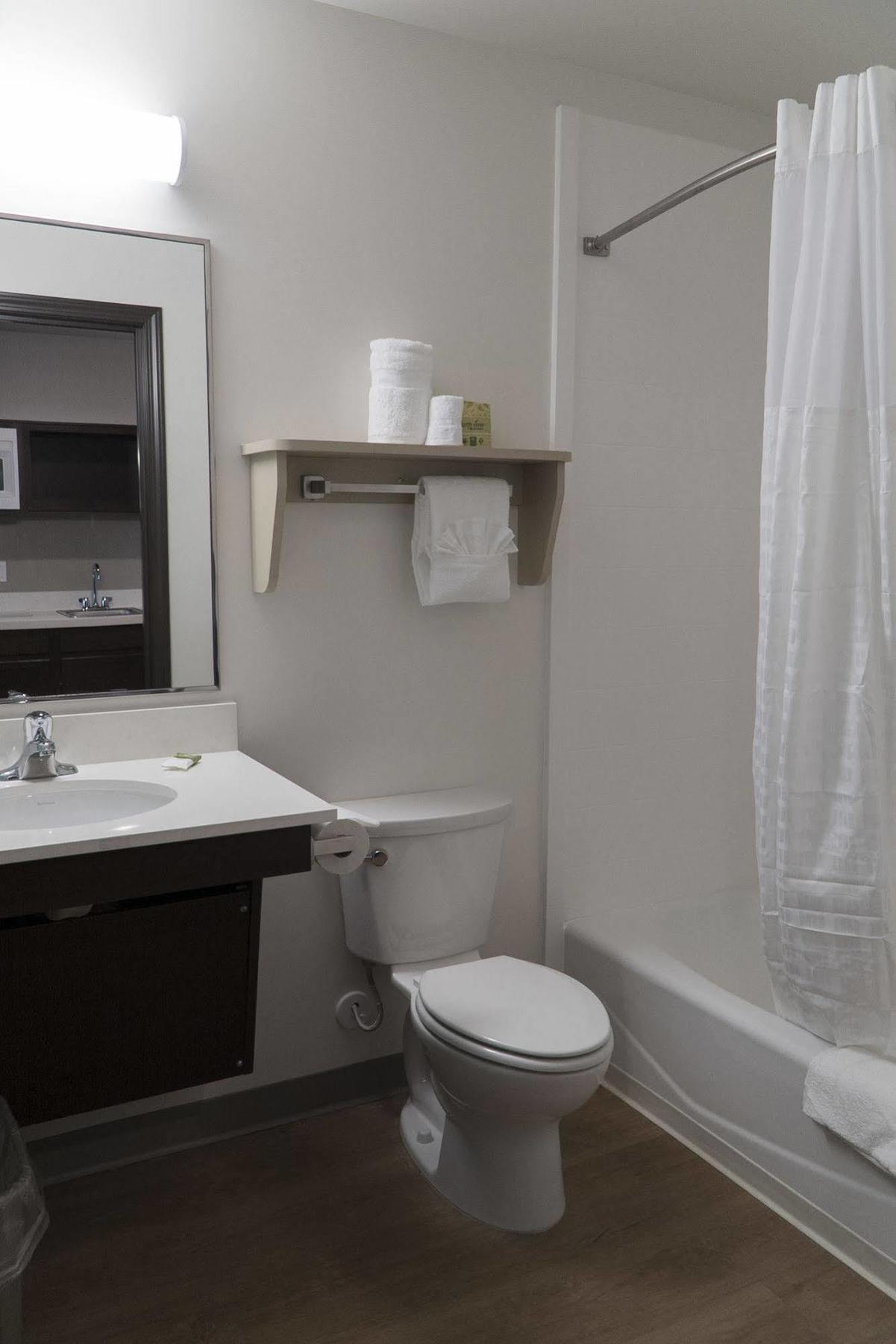 Woodspring Suites Bakersfield East מראה חיצוני תמונה